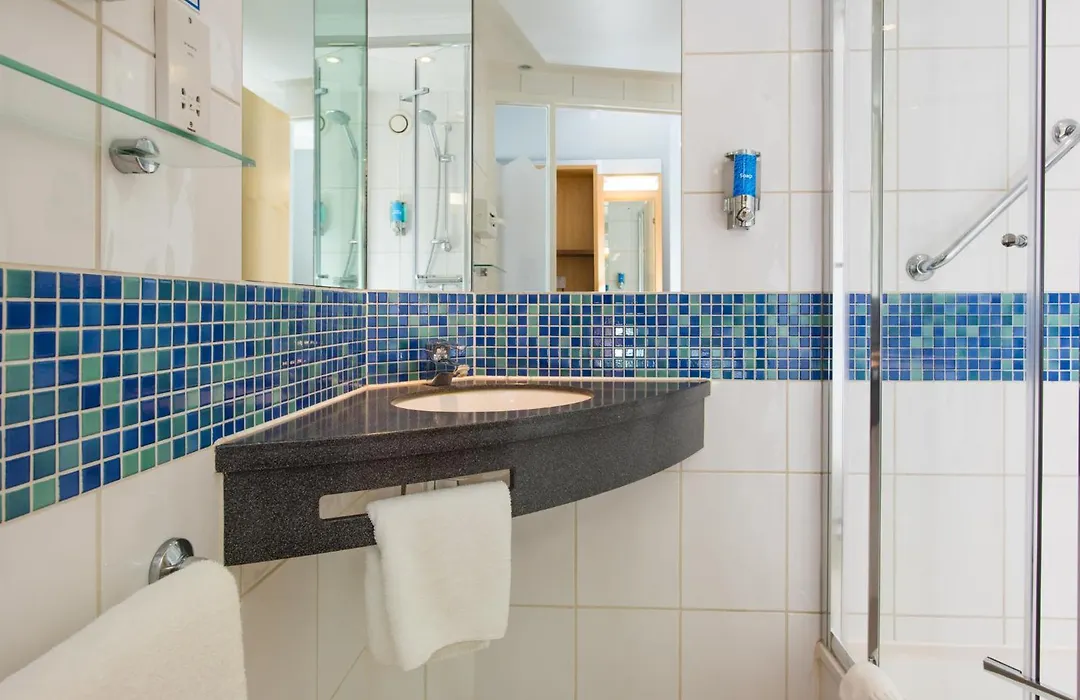 Holiday Inn Express Hemel Hempstead By Ihg-1