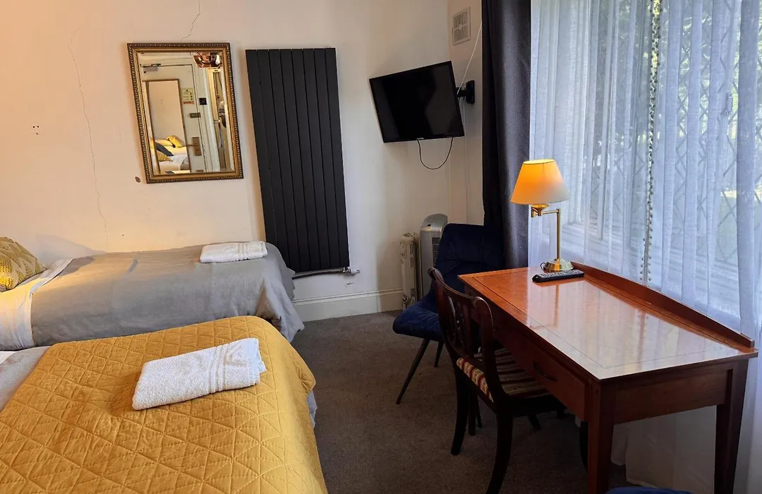 Charde Guest House-1