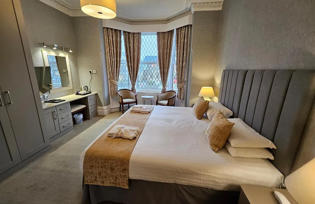 Bedford Hotel-1