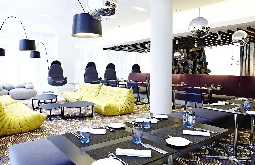 Novotel London Brentford-1