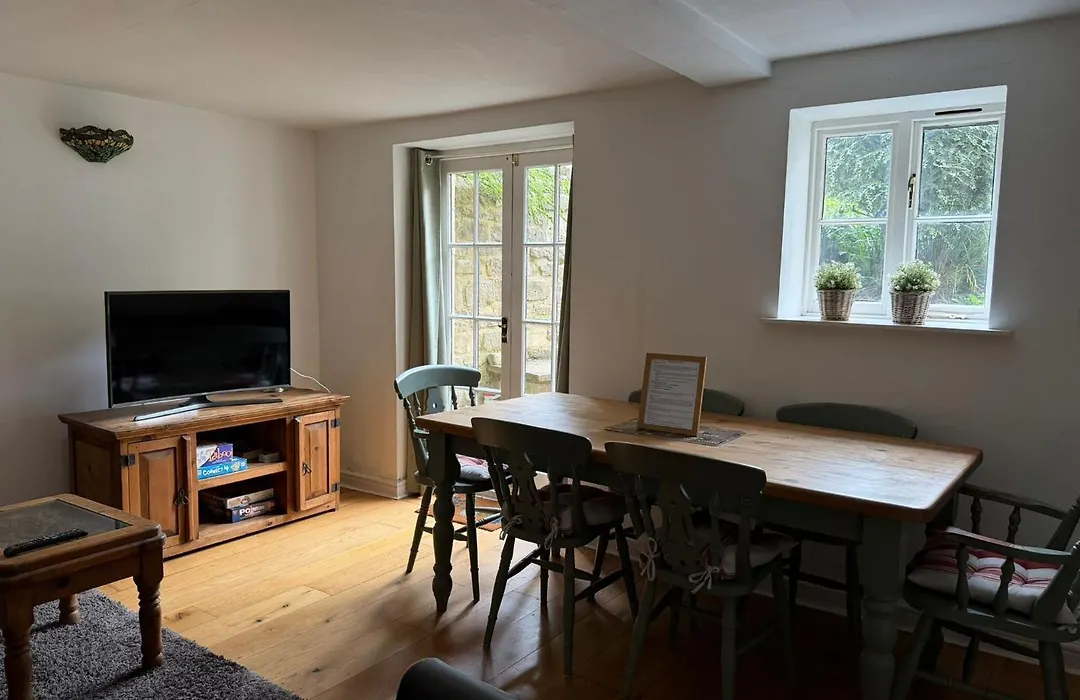 10 Grove St - Bath Holiday Suites-1