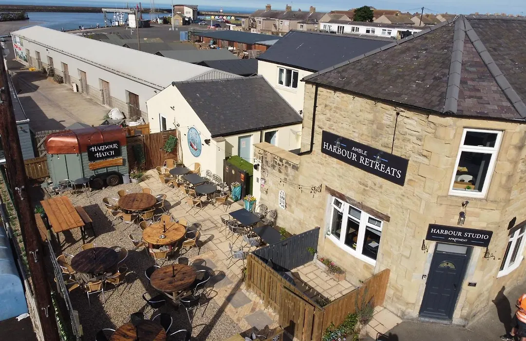 Amble Harbour Retreats-1