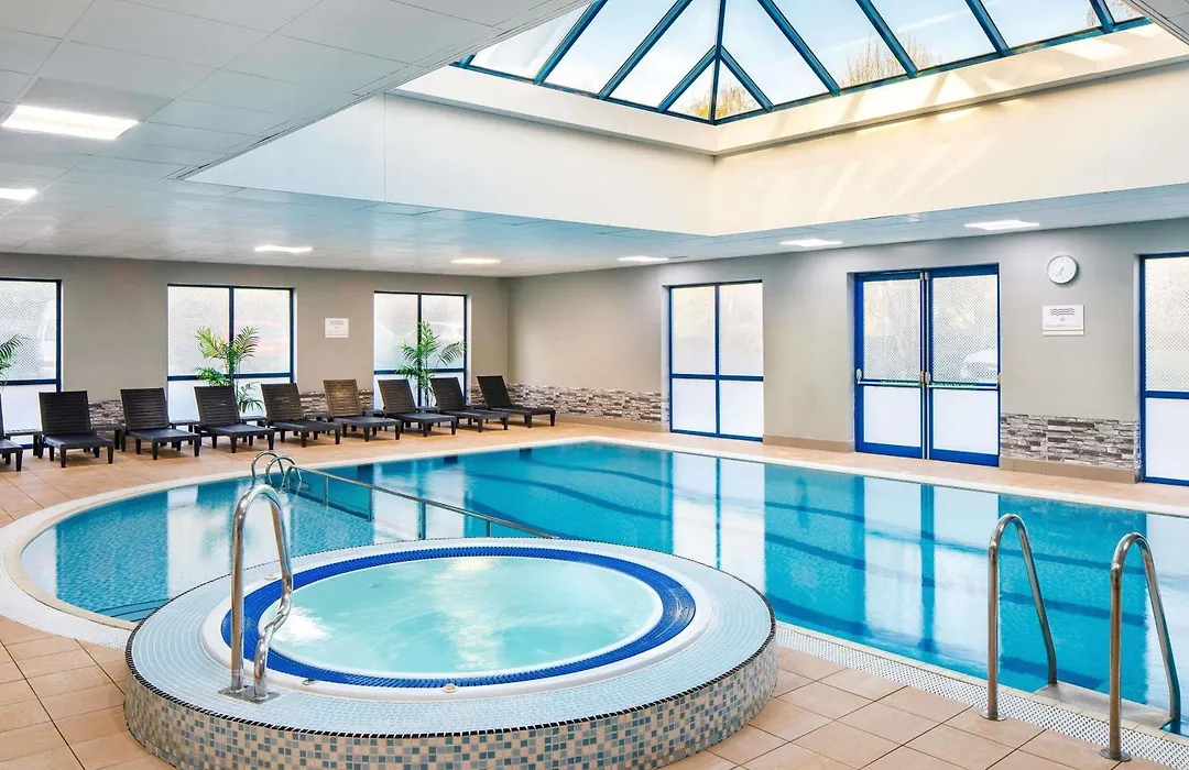 Mercure Birmingham West Hotel-1