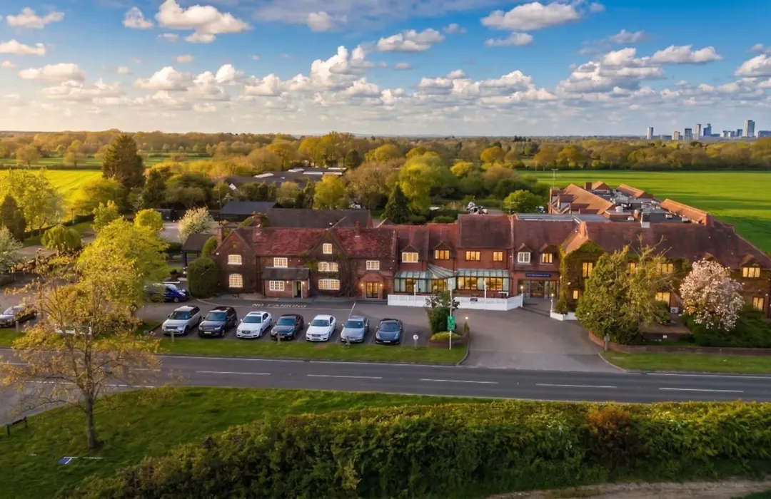The Warwick Hotel Kenilworth-1