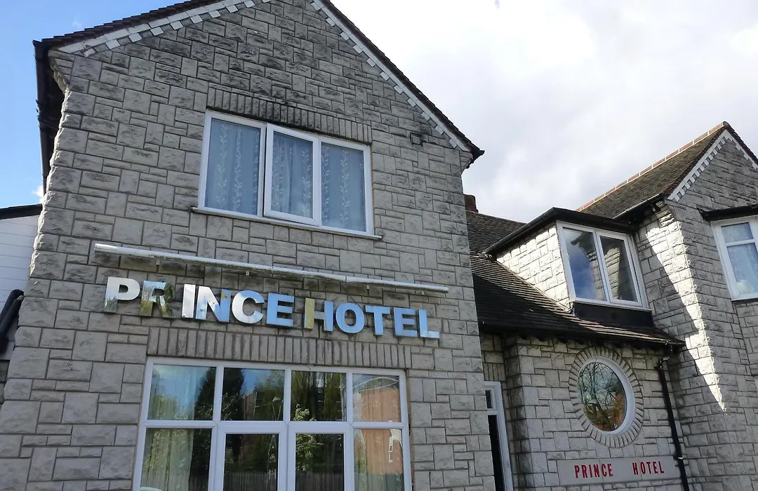 Prince Hotel-1