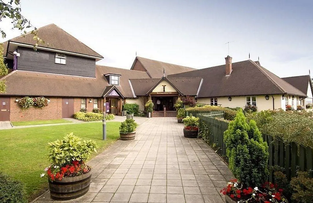 Premier Inn Nottingham West-1