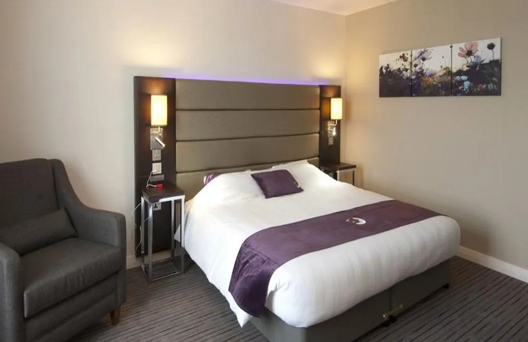 Premier Inn Wellingborough-1