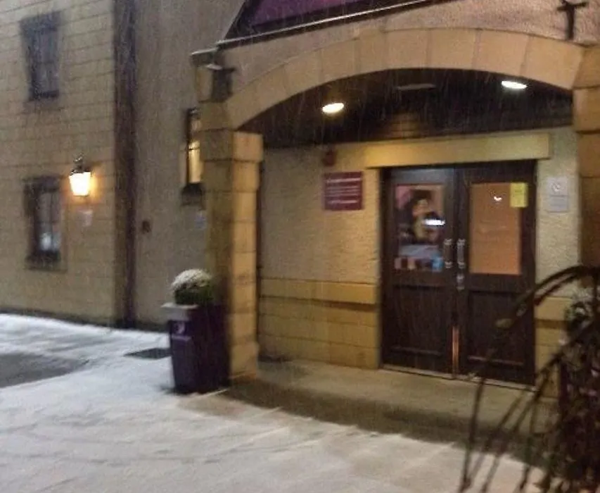 Premier Inn Dundee North-1