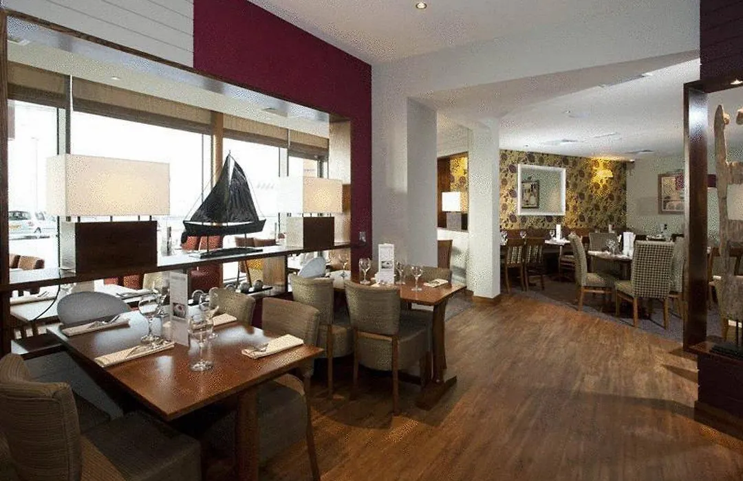 Premier Inn Belfast Titanic Quarter-1