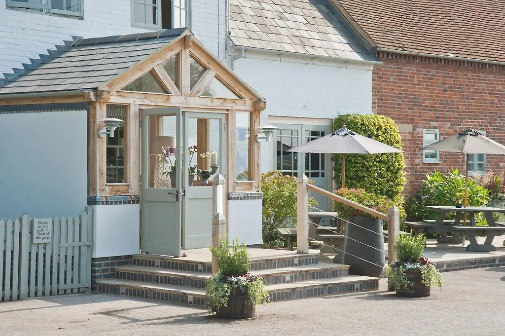 The Bell, Alderminster-1