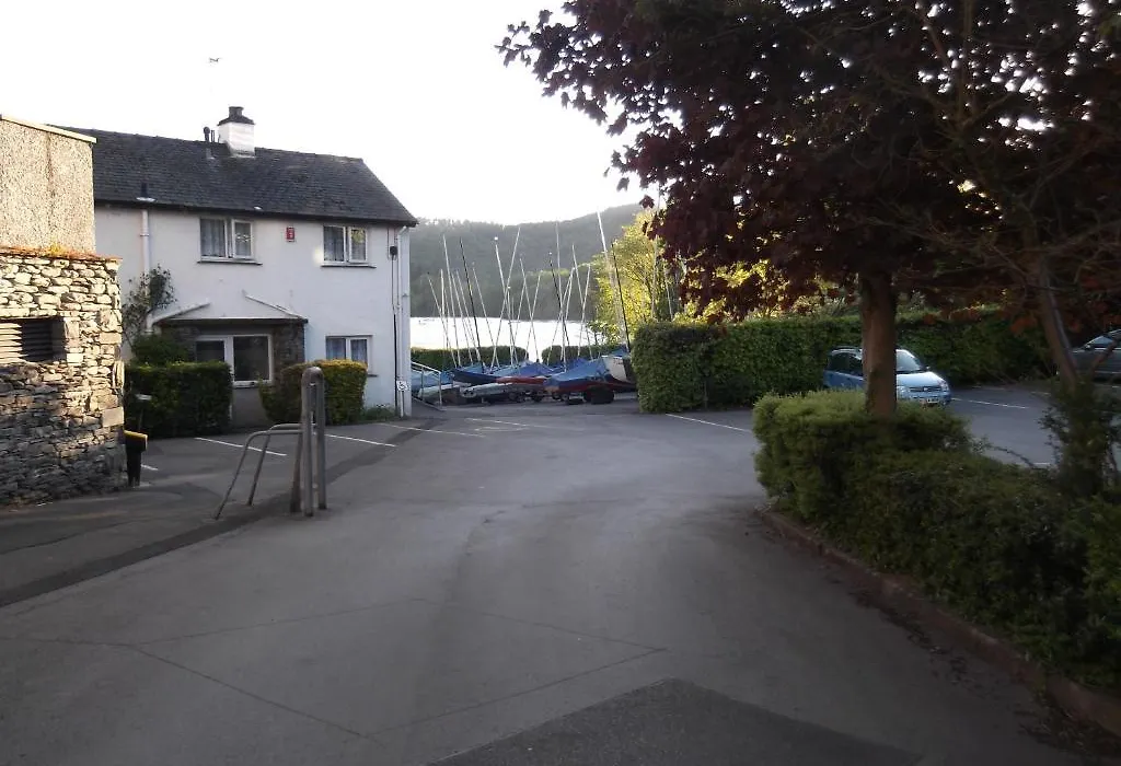 The Bay House Lake View Guest House - Adults Only-1