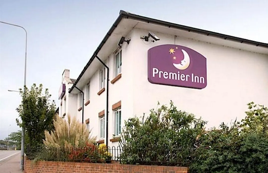 Premier Inn Basildon - Rayleigh-1