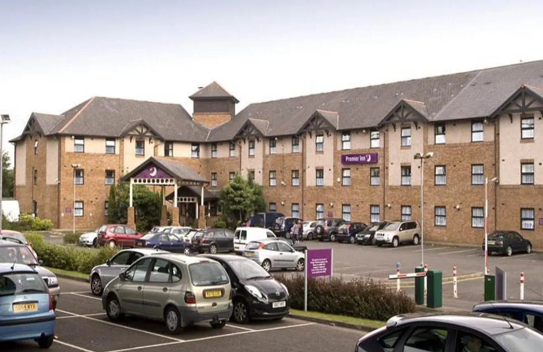 Premier Inn Glasgow Airport-1