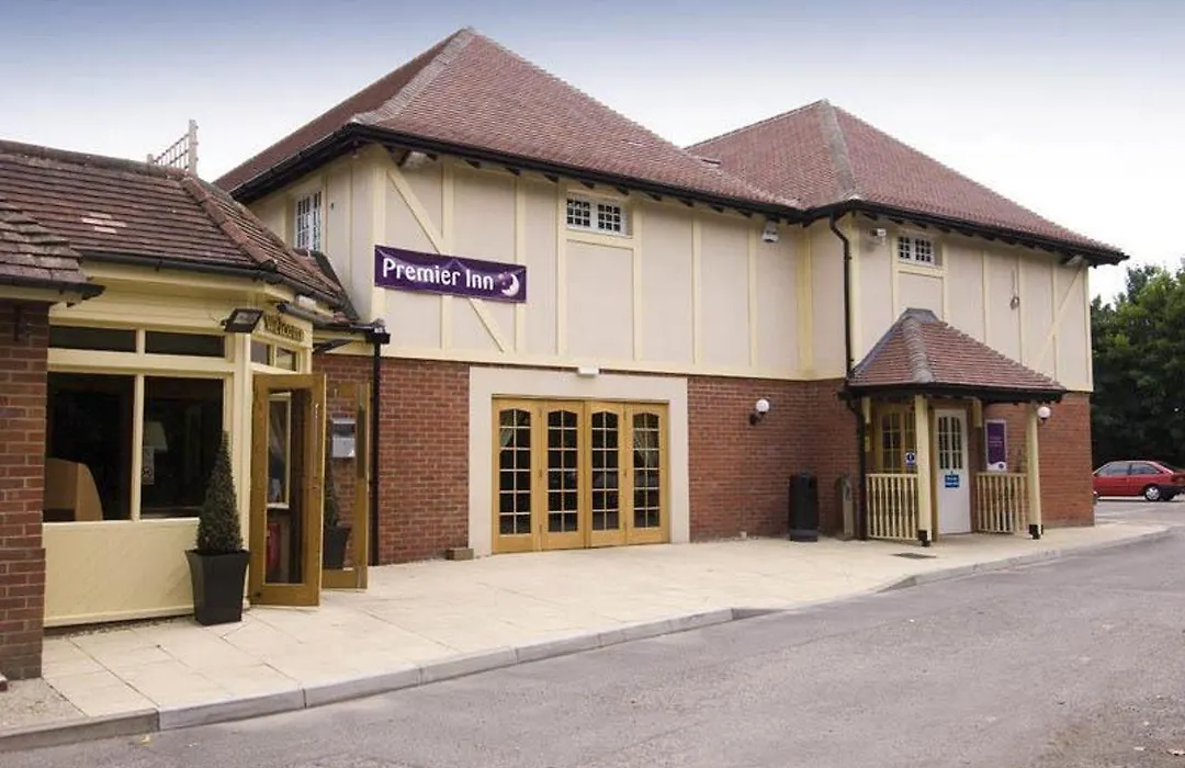 Premier Inn Lymington-1