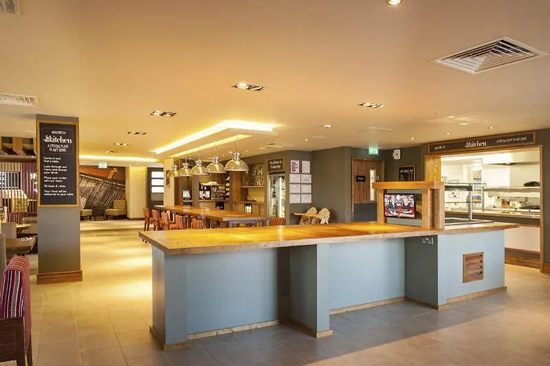 Premier Inn Trowbridge-1
