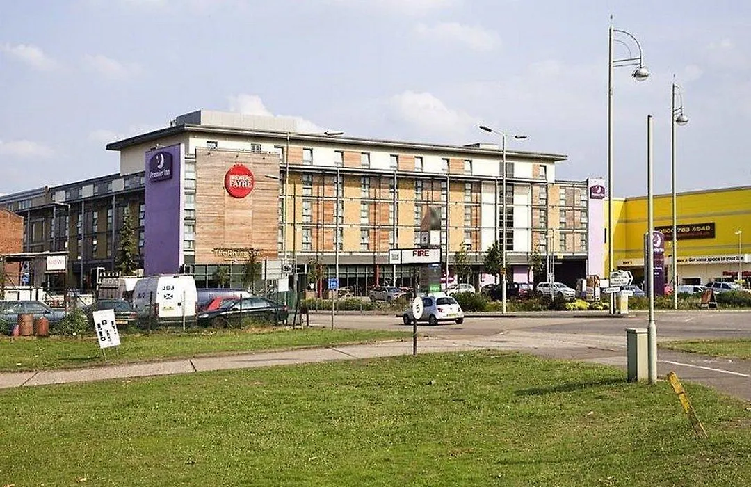 Premier Inn Watford - Croxley Green-1