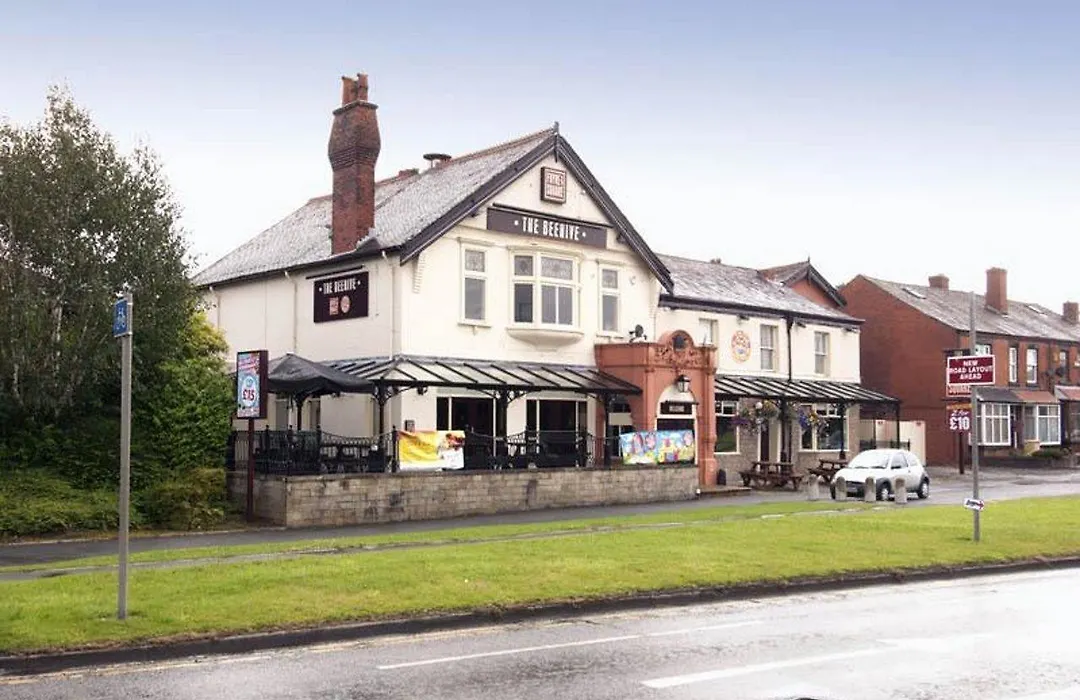 Premier Inn Bolton West-1