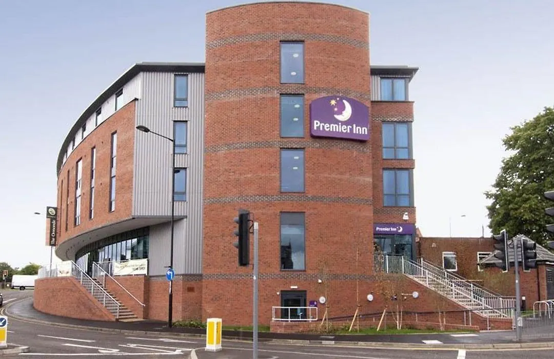 Premier Inn Newmarket-1