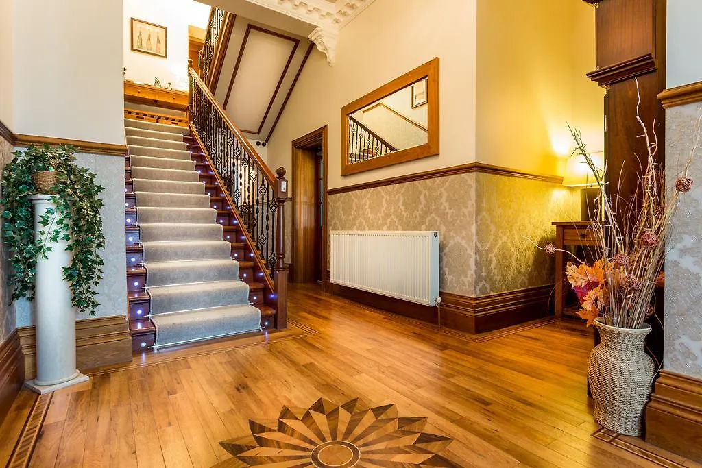Thornbank House-1