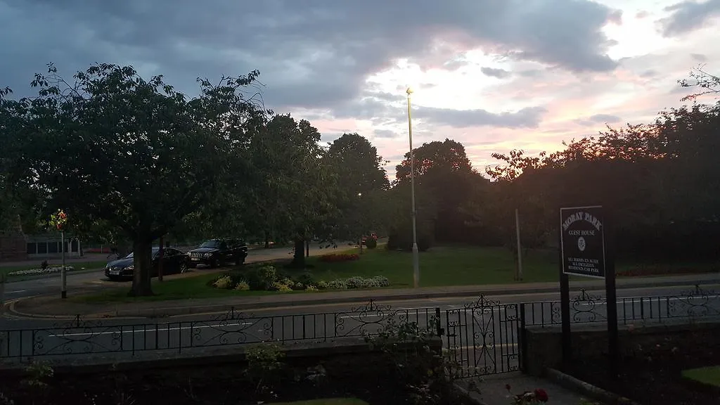Moray Park Guest House-1