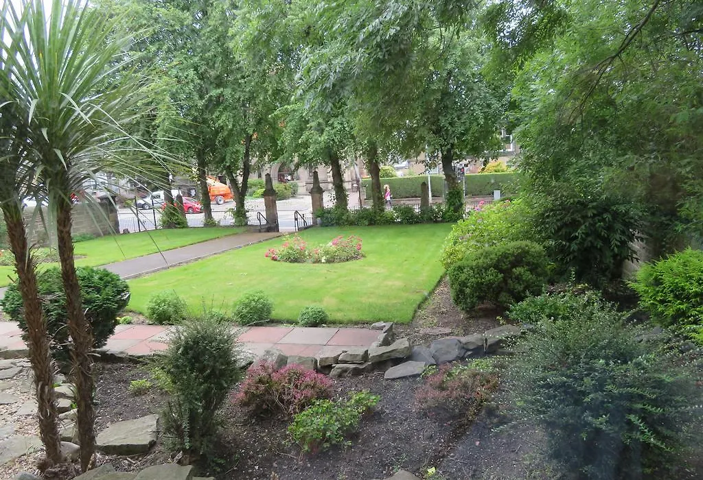 Duthus Lodge Guest House-1