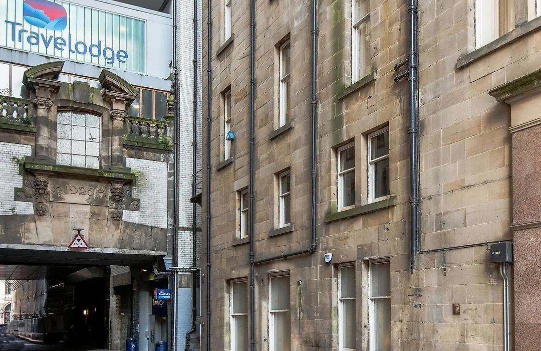 Travelodge Edinburgh Central Princes Street-1