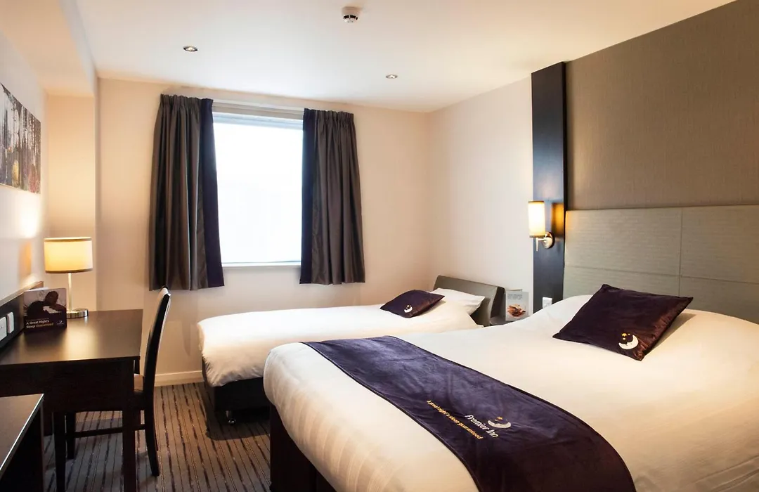Premier Inn Birmingham City Centre Broad Street-1