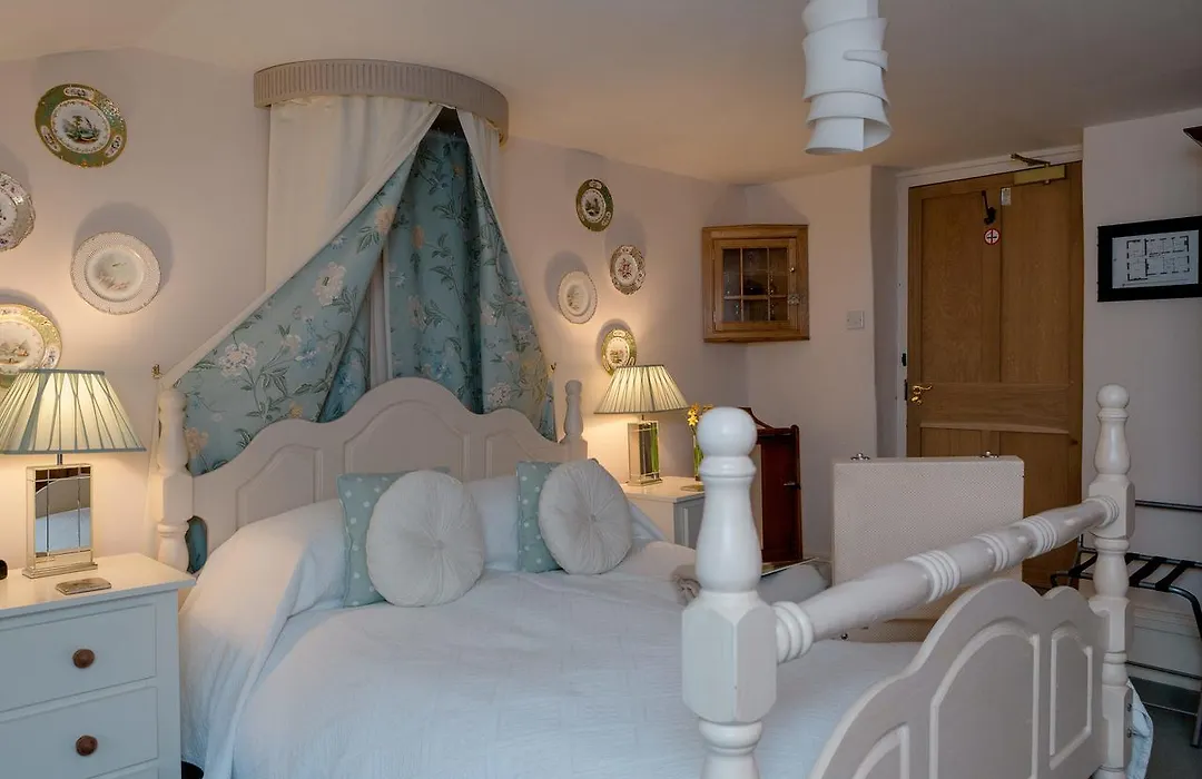 Muddifords Court Country House-1