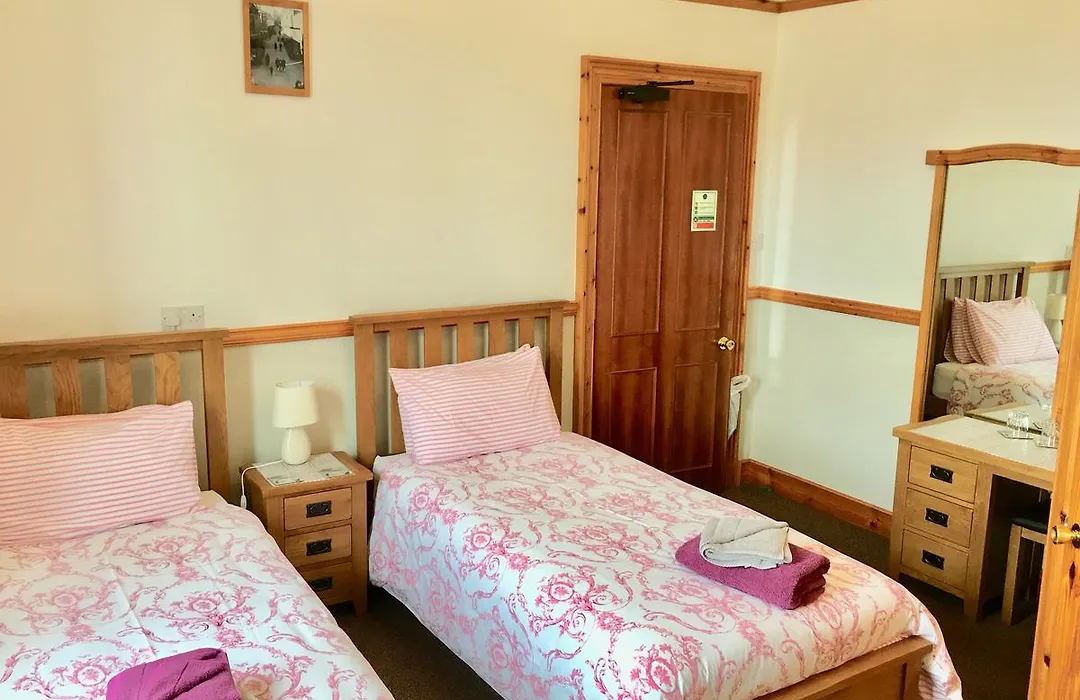 Alder Lodge Guest House-1