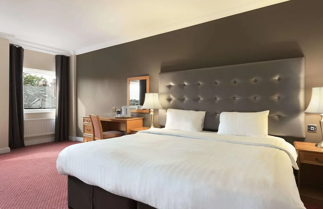 Aston Court Hotel-1