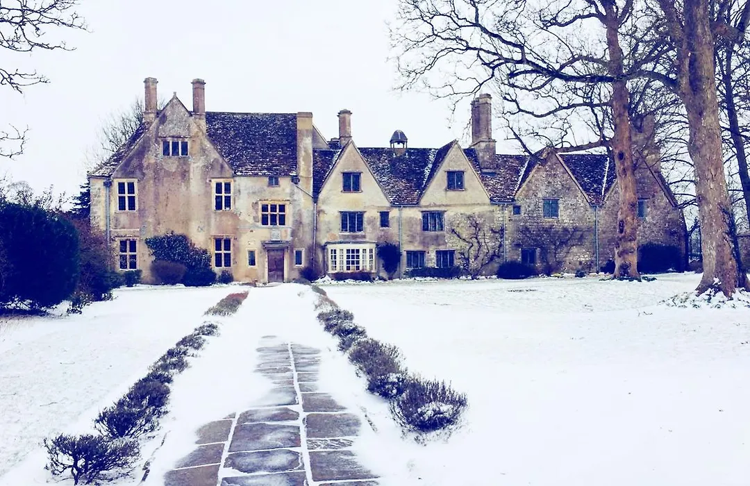 Avebury Lodge-1