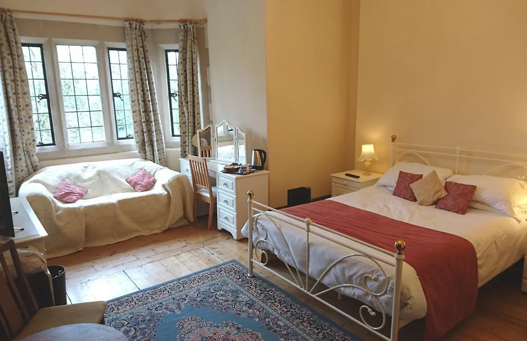 Cleeve House-1