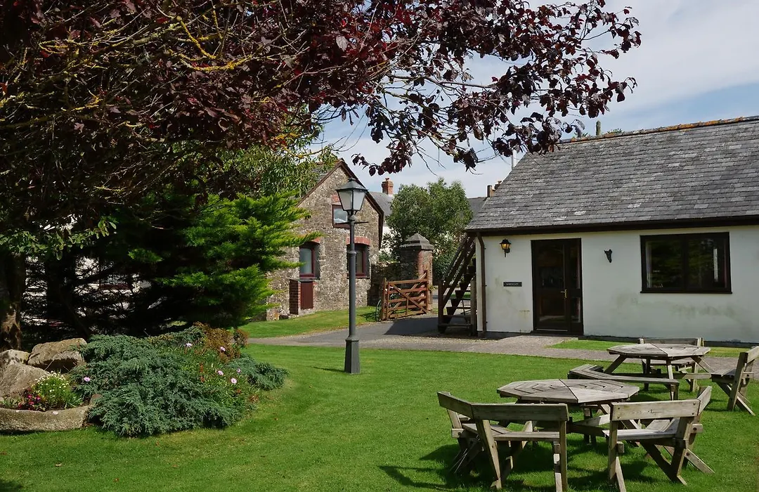 Kennacott Court Holiday Cottages-1