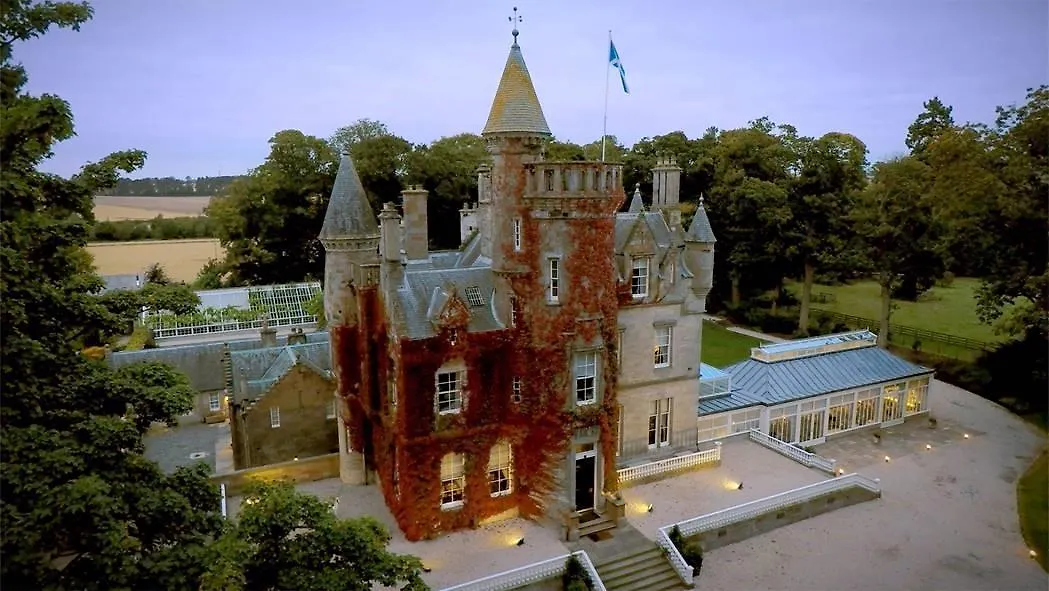 Carlowrie Castle-1