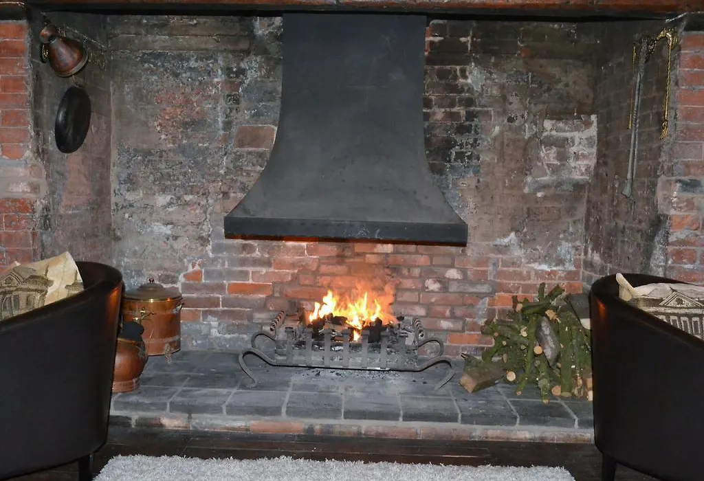Ternhill Farm House - 5 Star Guest Accommodation With Optional Award Winning Breakfast-1