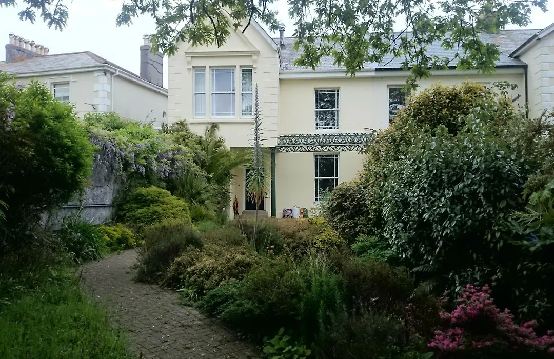 Bankside Bed & Breakfast-1