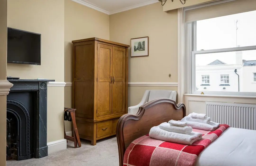 Crossways Guest House-1