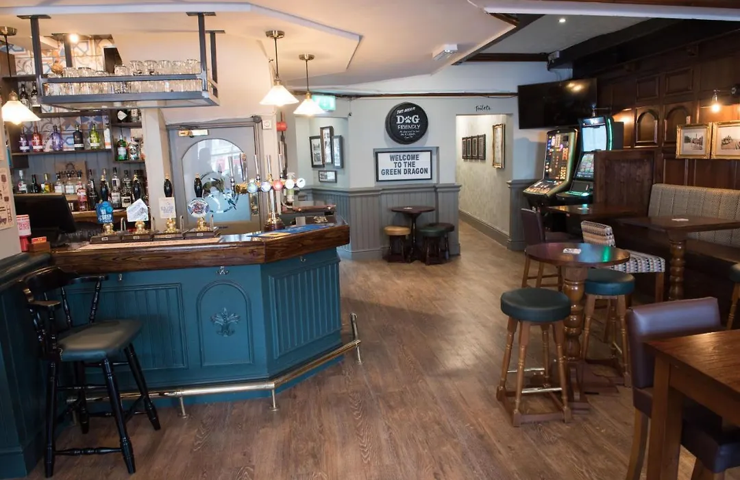 The Green Dragon At Bedale By Oyo-1