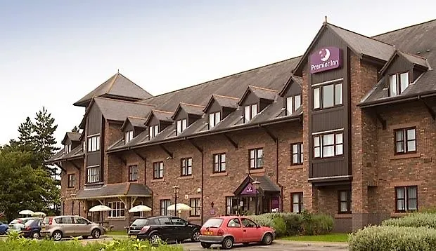 Premier Inn Carlisle Central-1