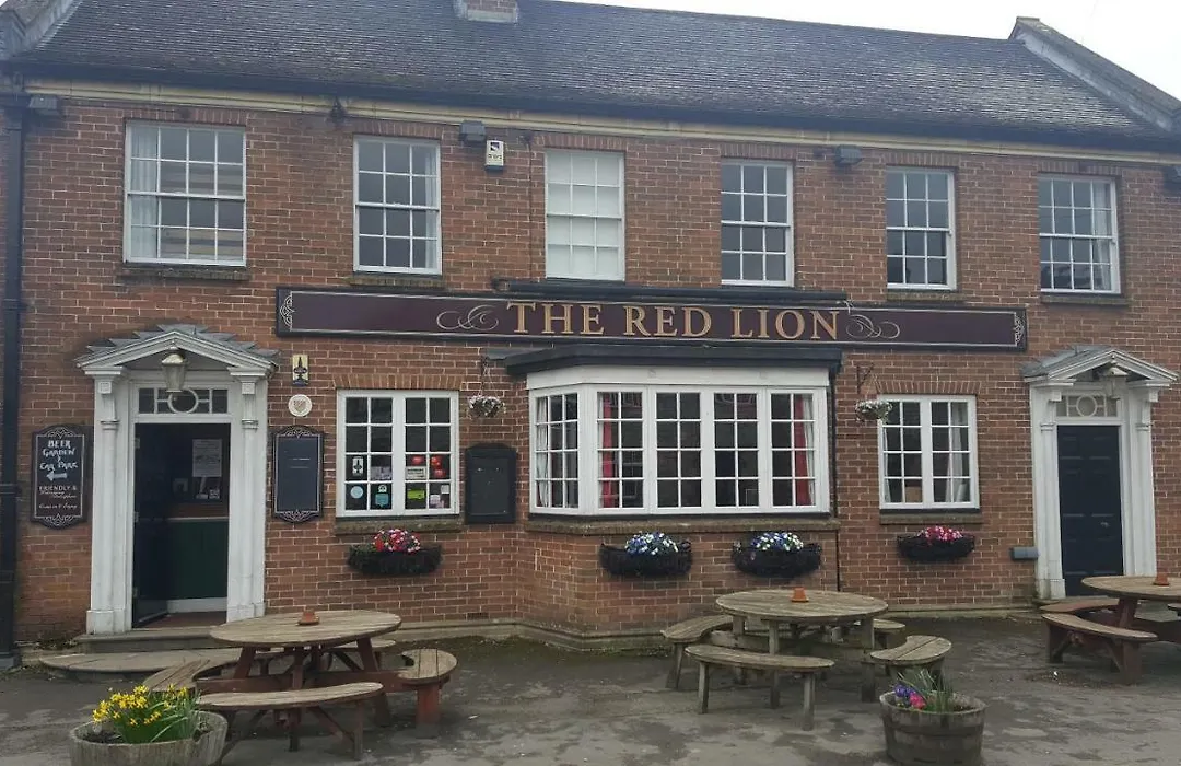 The Red Lion-1