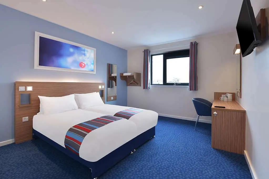 Travelodge Tiverton-1