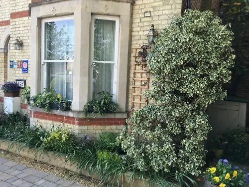 Worth House-1