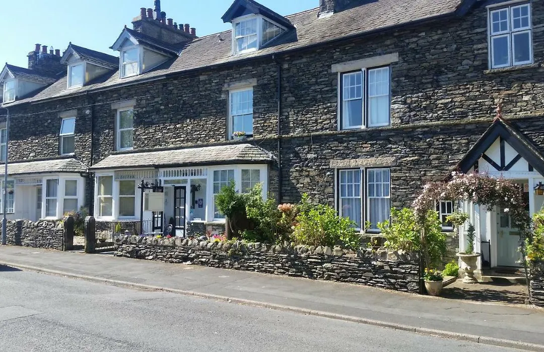 Montfort Cottage Guest House-1