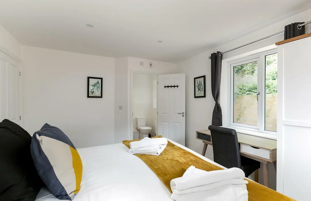 Hertford Serviced Apartments-1
