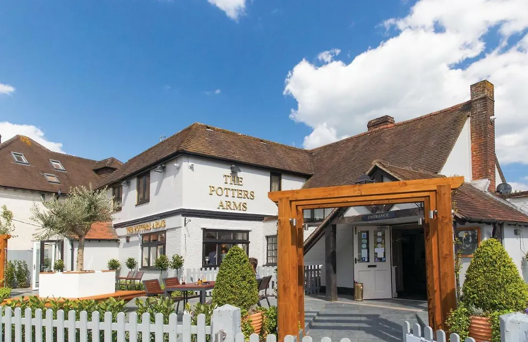 The Potters Arms-1