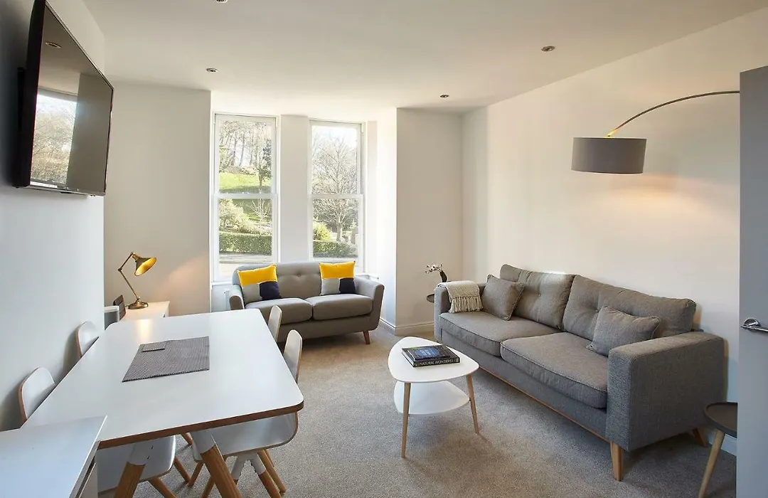 Host & Stay - Park View Apartment-1