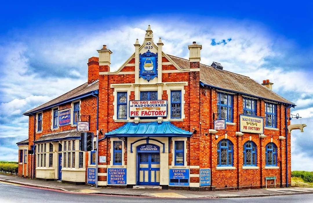 Mad O'Rourkes Pie Factory-1