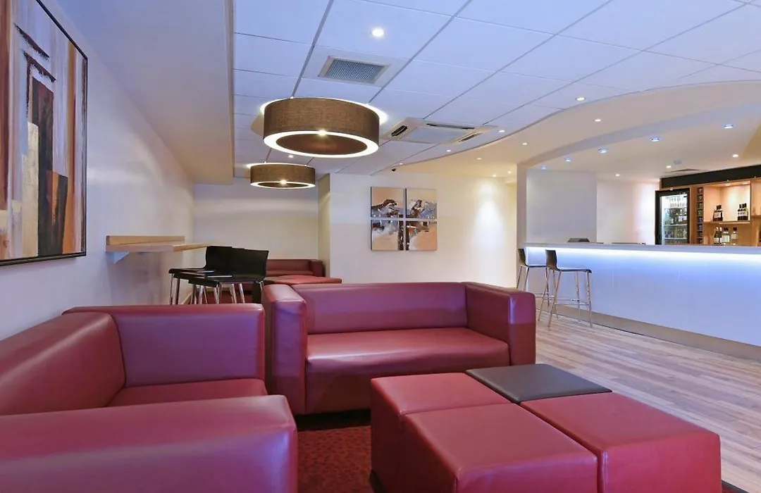 Travelodge Worcester-1