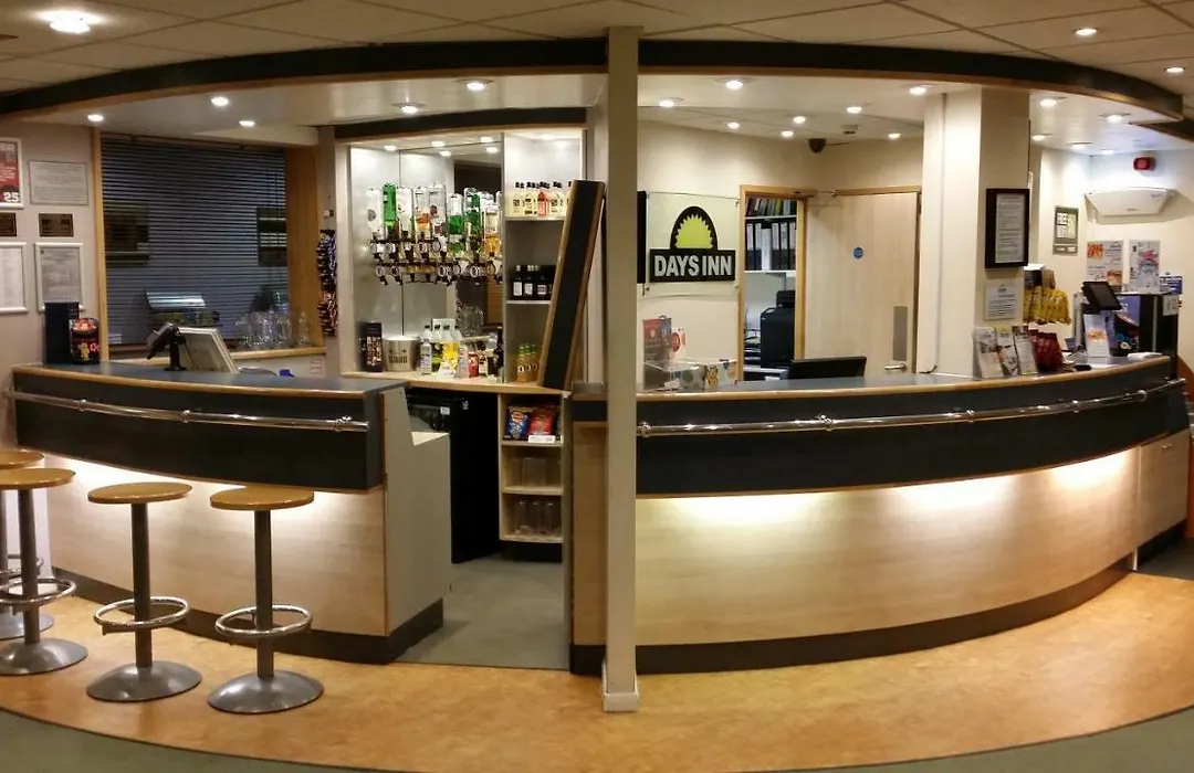 Days Inn By Wyndham Donington-1
