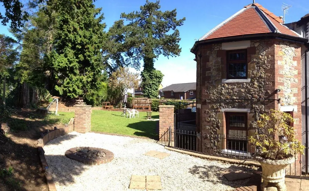 Ty Mynydd Lodge-1